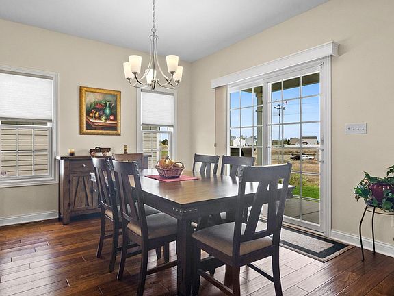 5th image of 10310A White Sand Ln