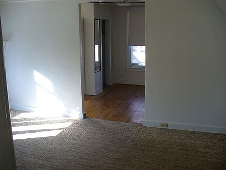 3rd image of 859 1/2 N 10th St