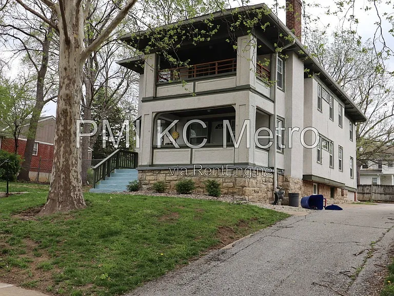 5331 Charlotte St #B — Photo 14