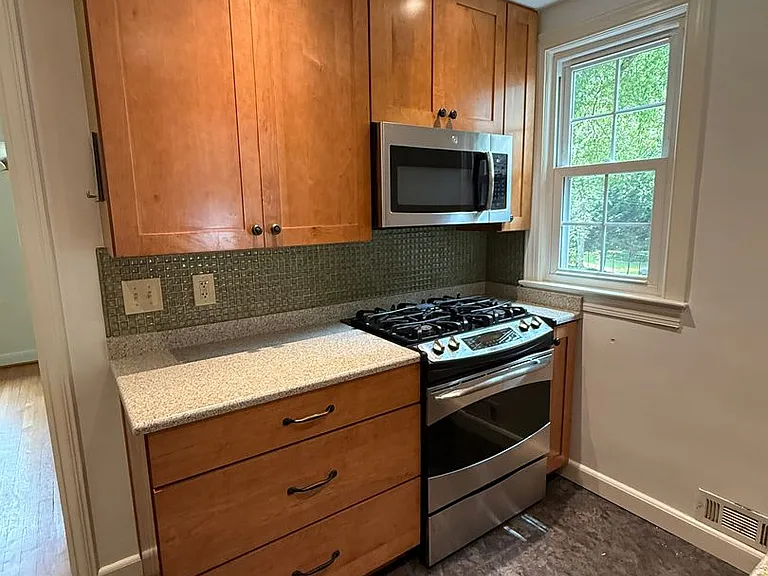 5200 Massachusetts Ave — Photo 8