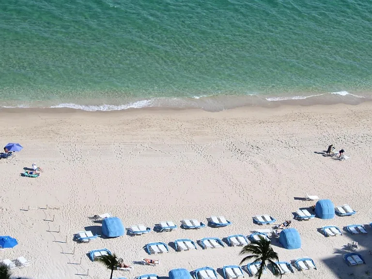 3900 Galt Ocean Dr #1004 — Photo 36