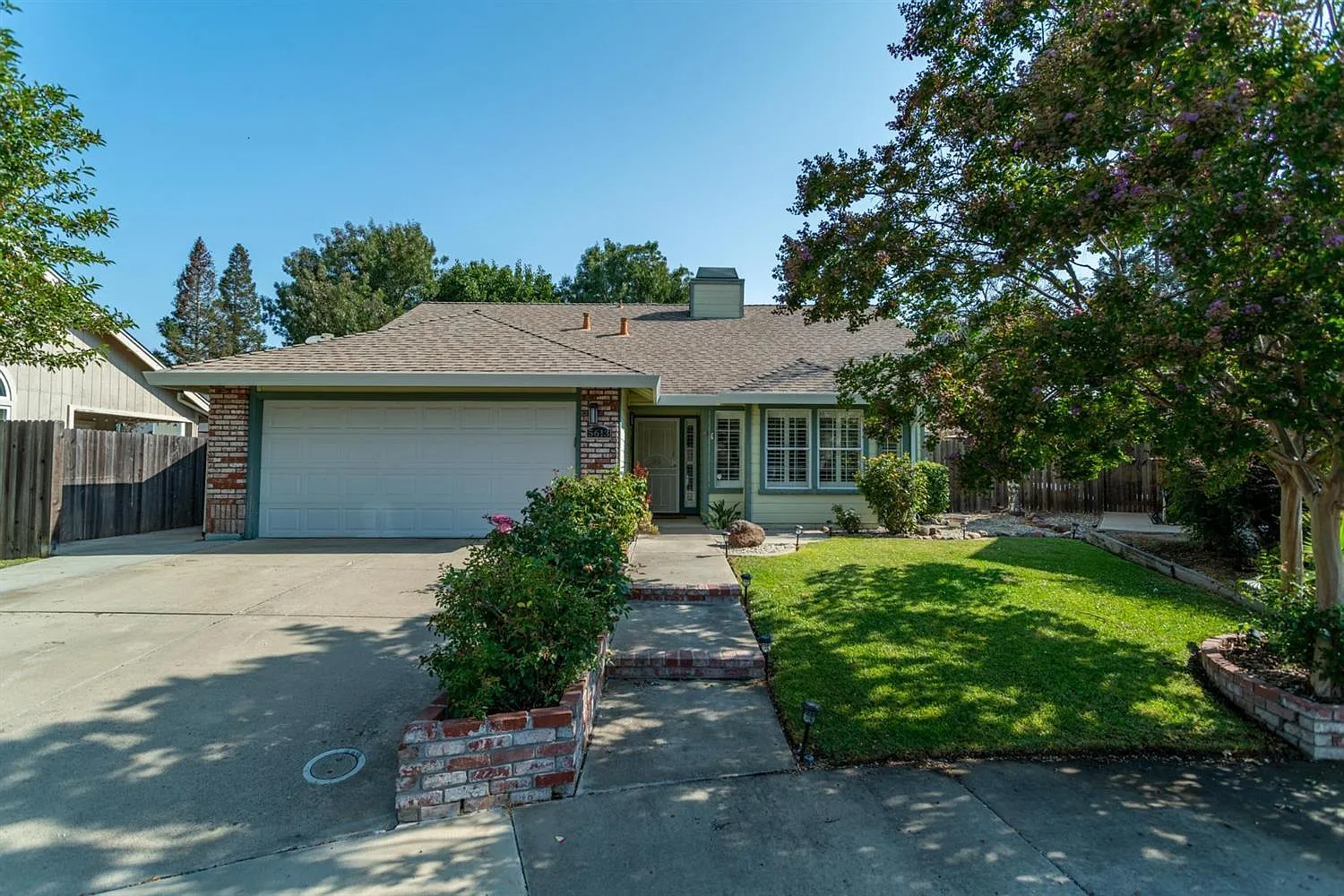 5613 Sickle Ct photo 1