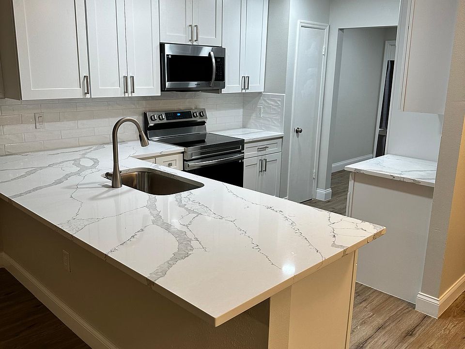 1st image of 827 Sleepy Harbour Dr #827