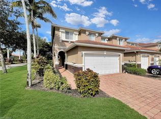 9777 Roundstone Cir, Fort Myers, FL 33967