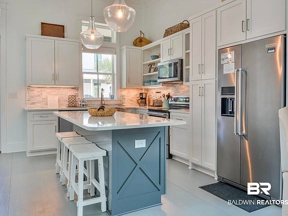 4th image of 23097 Island Oaks Ln