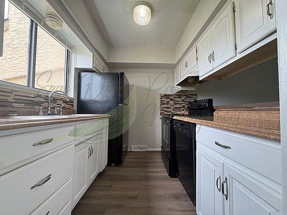 2nd image of 11513 Richmond Ave