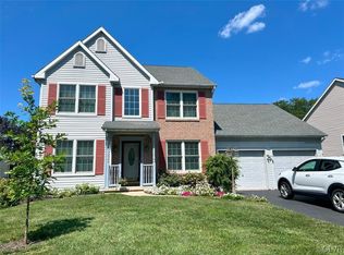 5541 Karen Dr, Bethlehem, PA 18017