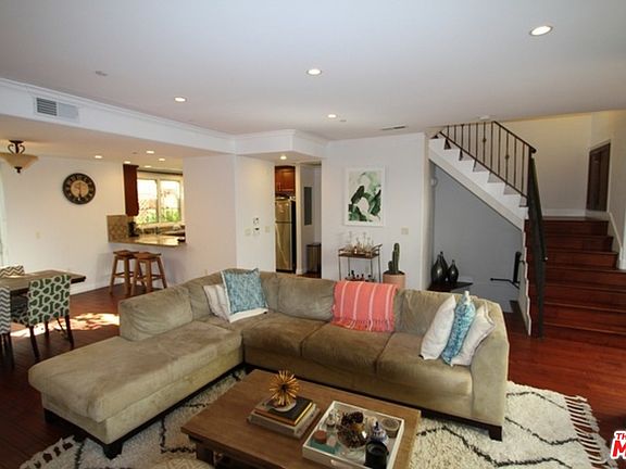 2nd image of 1120 21st St Unit 2