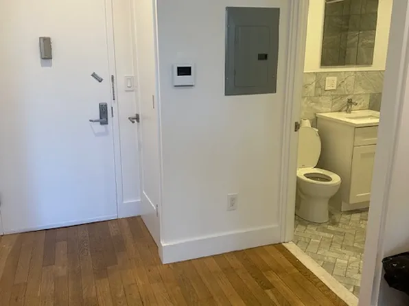 45-11 Broadway image 12 of 20