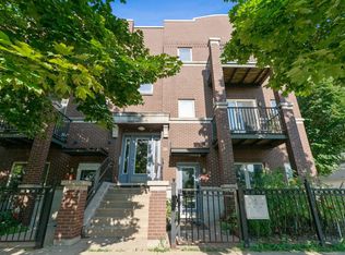 915 S Lytle St APT 302, Chicago, IL 60607