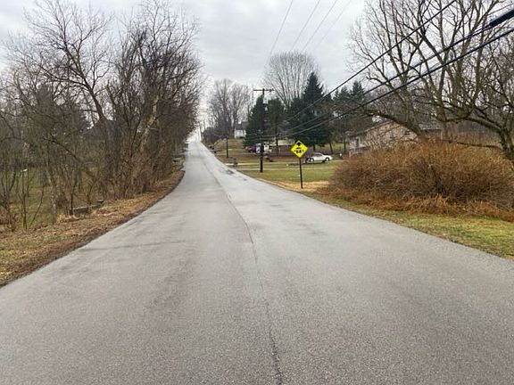 5th image of 215 Telegraph Rd