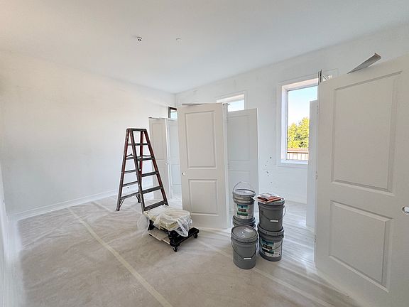 4th image of 1416 Indiana Ave #204