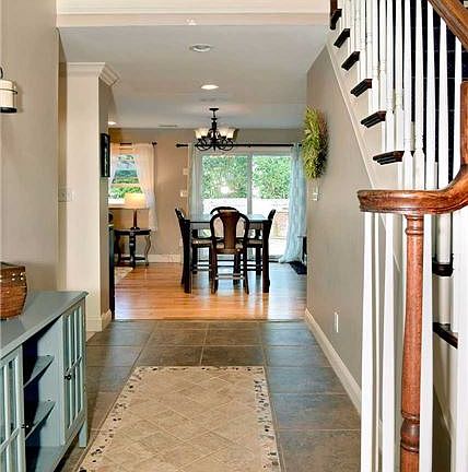 3rd image of 37 Cayuga Ave