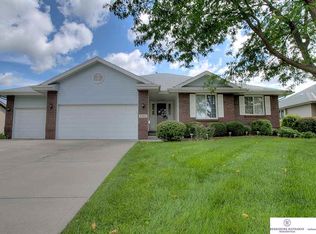 4305 N 157th Ave, Omaha, NE 68116