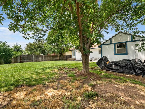 3rd image of 10813 W Blake Cir