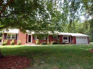 4231 Yadkinville Rd, Winston Salem, NC 27106