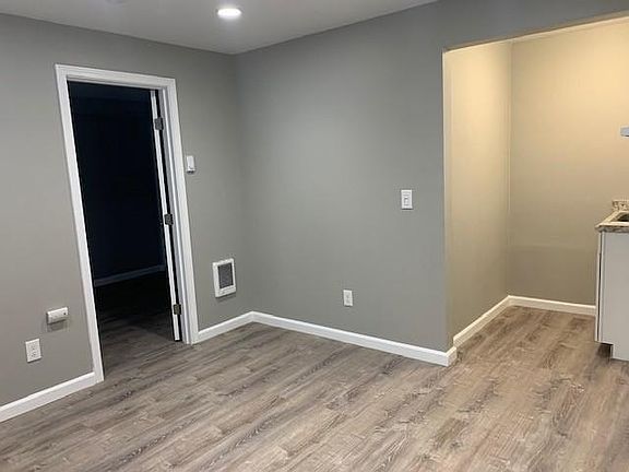 2nd image of 4900 Auto Center Way #156A