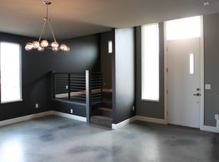 17321 Sparrow Hawk Ln, Edmond, OK 73012