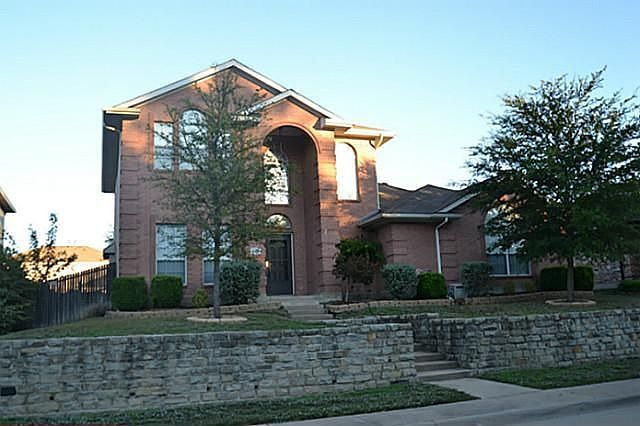 1st image of 920 Wisperwood Dr