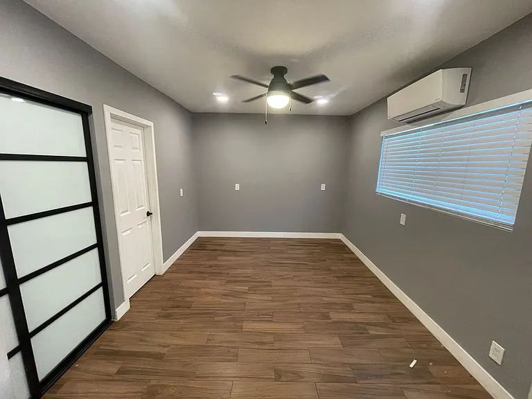 15947 Amber Valley Dr — Photo 2