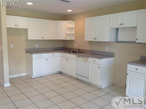 3rd image of 5109 24th St SW