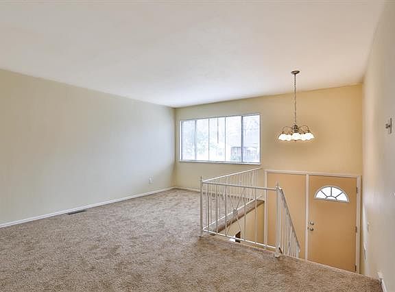 3rd image of 7934 Kammerer Ave