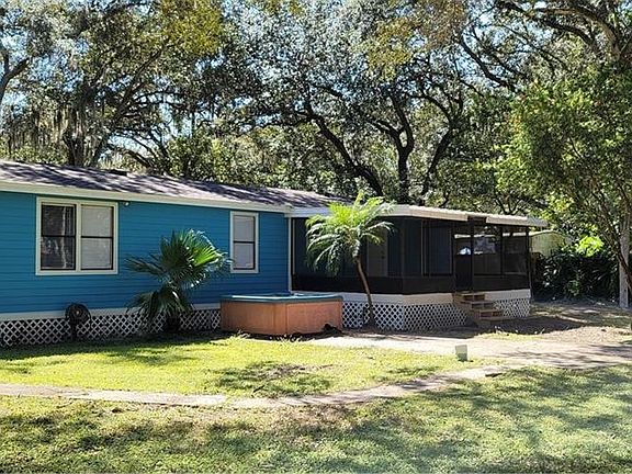 3rd image of 10518 Saint Rose Ct