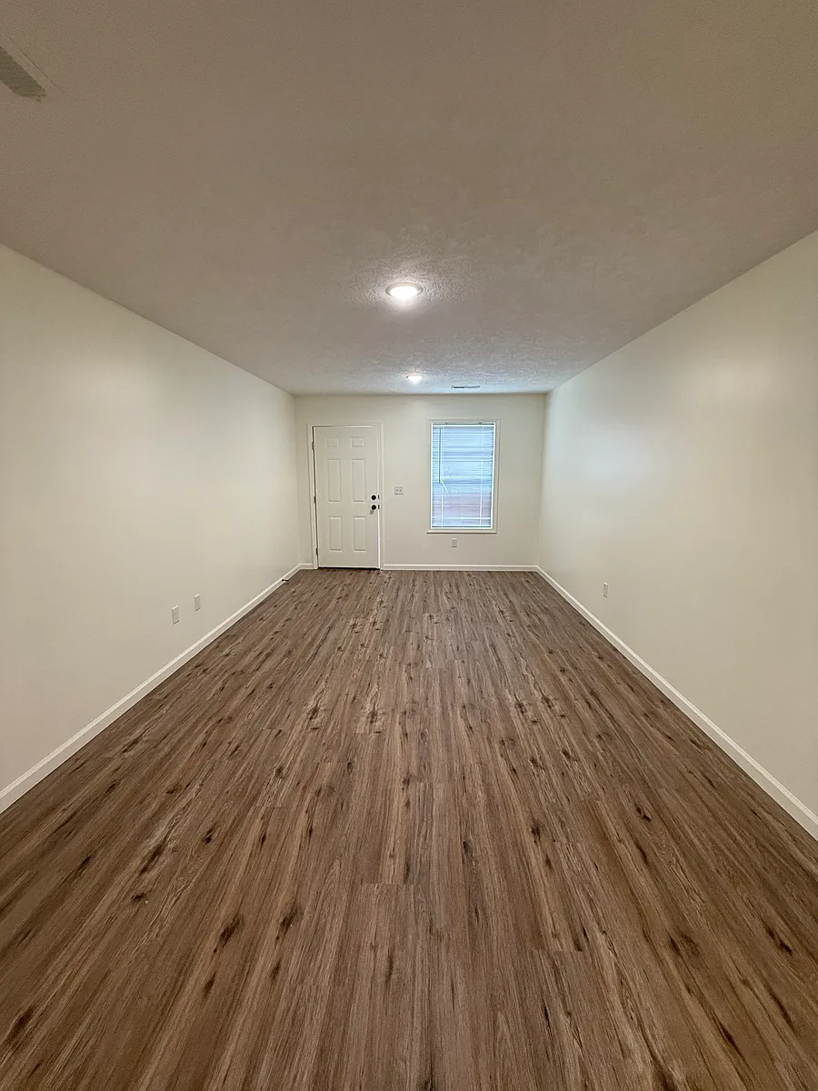 Building Photo - 1403 Green Ave SE #A