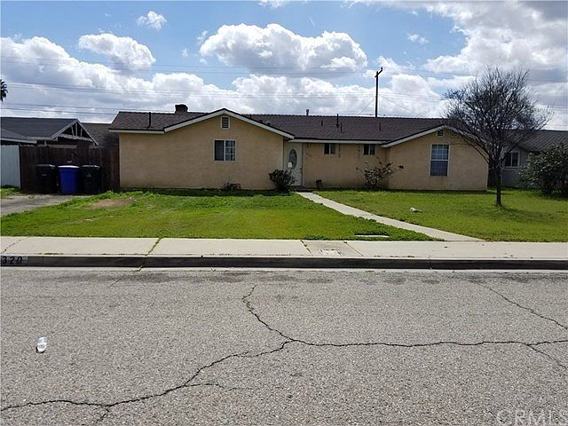 1st image of 1320 Douglass Dr