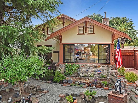 3rd image of 573 Palo Alto Ave