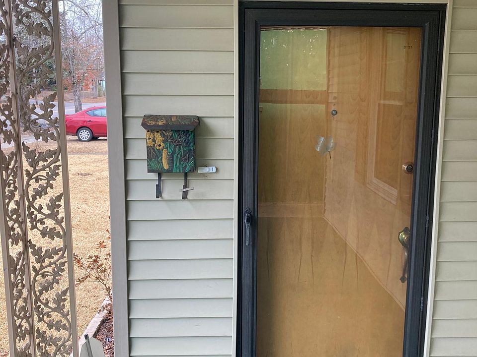 front door den