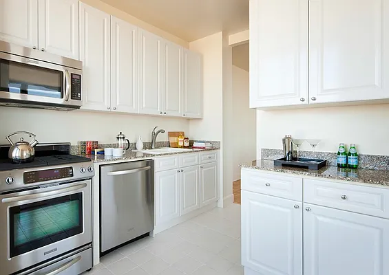 Rented by Related Rentals | media 3