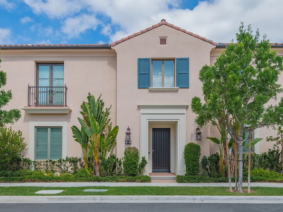 133 Lomita