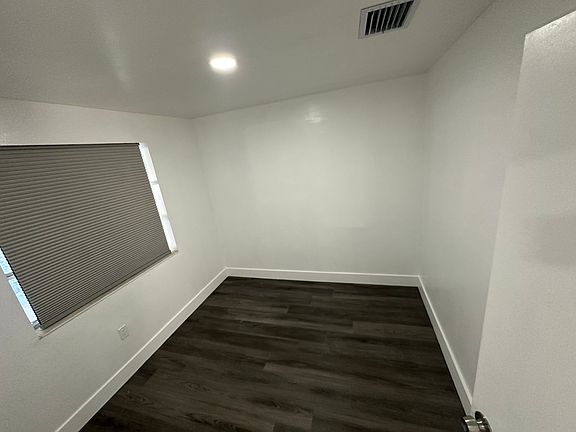 2nd image of 821 NW 20th Ave #821
