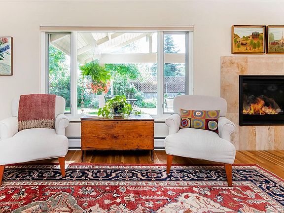 5th image of 336 S Newport Way