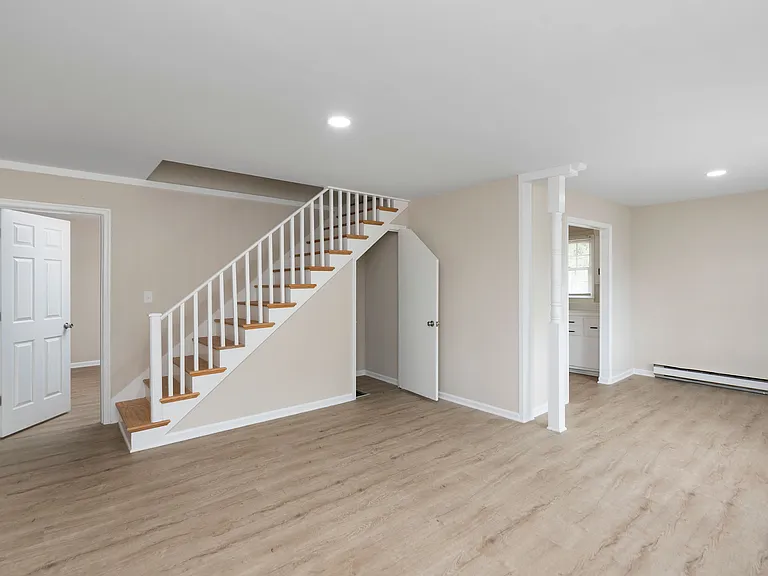 5 Mountain View Dr — Photo 3