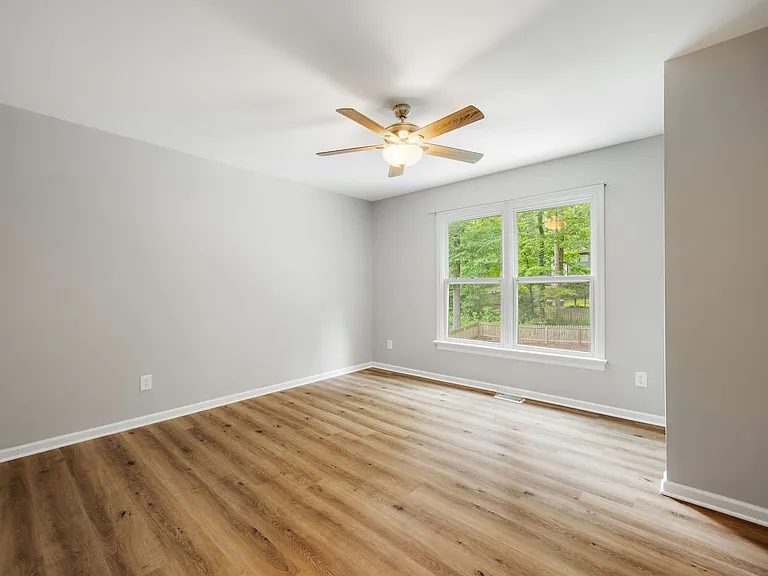 Primary bedroom (upstairs)