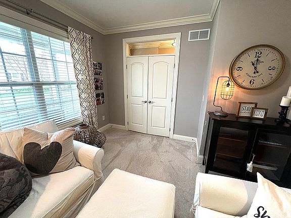 4th image of 5373 Langwell Dr