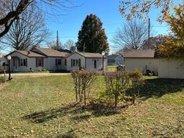 308 W Ellsworth St, Westville, IL 61883