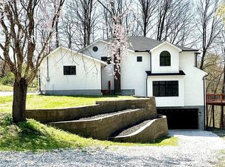 83 Hurds Corners Rd, Pawling, NY 12564