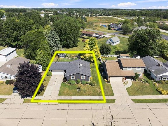 3rd image of 1668 Atlanta CIRCLE