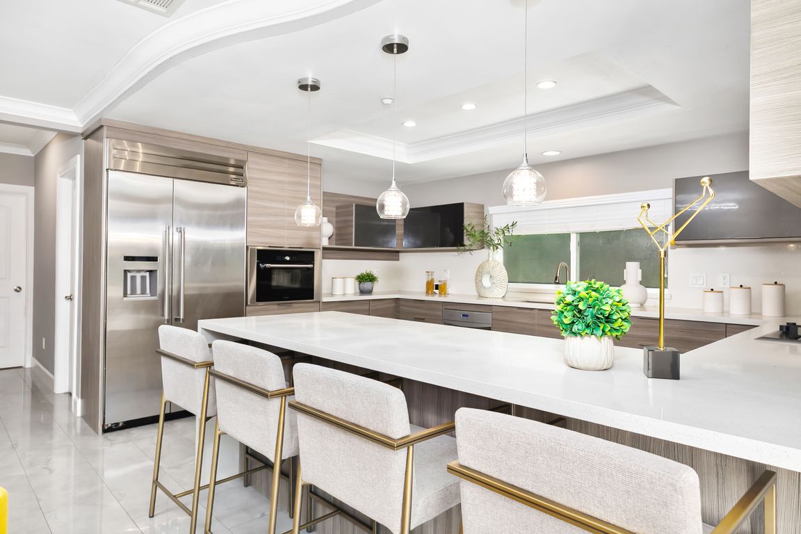 next background image