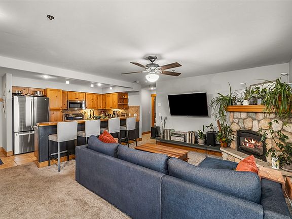 3rd image of 435 Ore House Plaza UNIT 1051