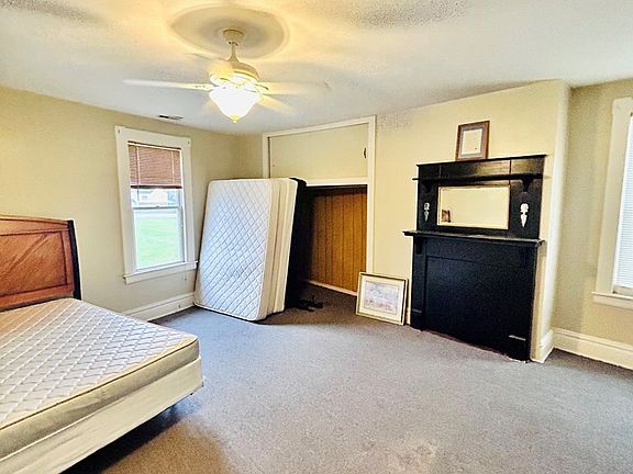 2nd image of 223 Cedar Avenue
