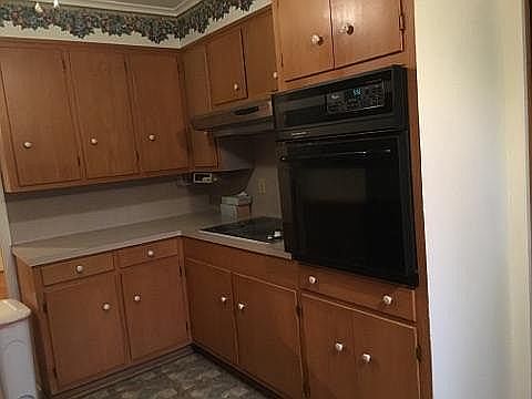 4th image of 745 Neal Dr