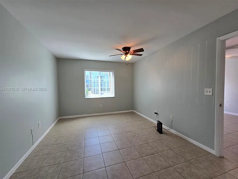 950 S Kanner Hwy #B4 — Photo 15