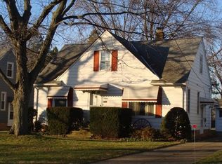 11484 Woodview Blvd, Parma Heights, OH 44130