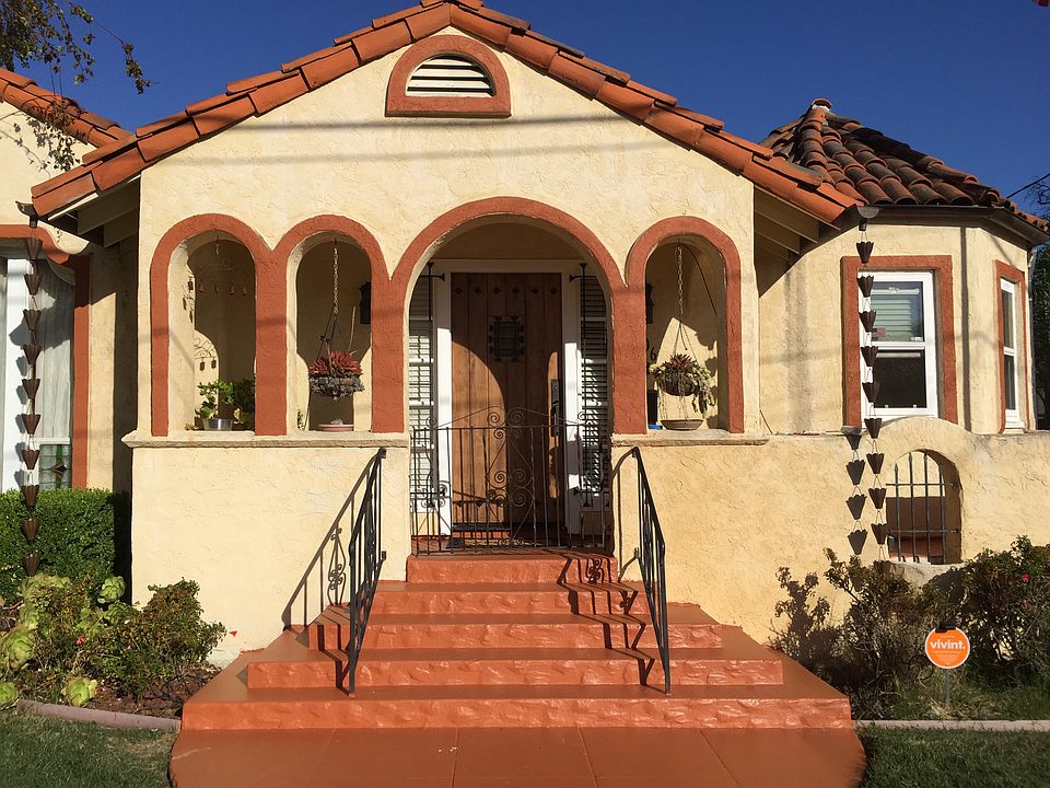 1st image of 106 Bella Vista Way