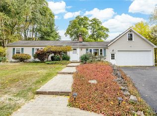 14 Red Fox Run, Pittsford, NY 14534