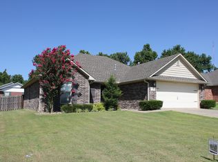 1021 Birch St, Greenwood, AR 72936